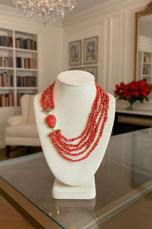 Collana in argento con sassi di corallo rosso mediterraneo