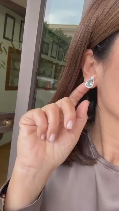 Orecchini in oro 18 kt. con gocce di acquamarina e diamanti