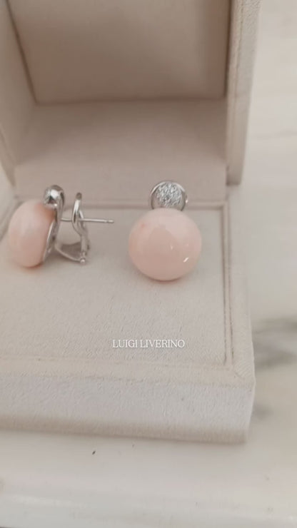 Orecchini in oro con corallo rosa e diamanti