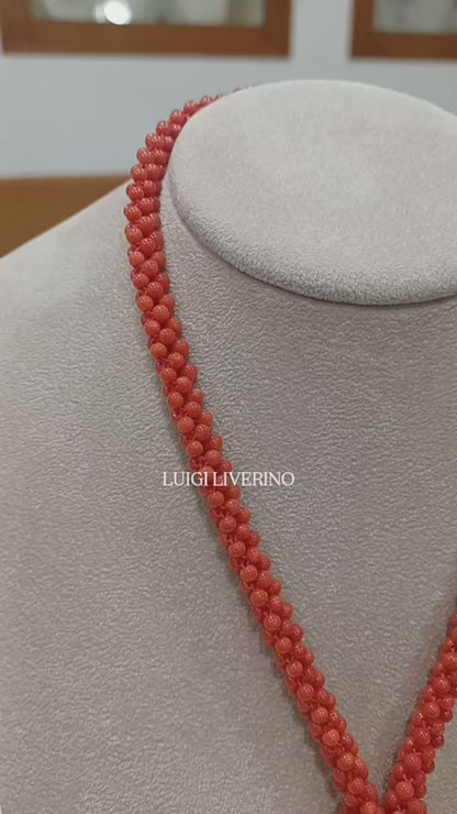 Collana "tessita" di corallo rosso mediterraneo